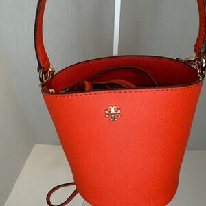 Tory Burch Mini Drawstring Bucket Leather Crossbody Bag in Samba Red w/ insert.